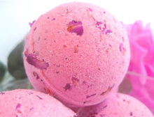 Load image into Gallery viewer, Huckleberry - Bath Bomb Making Kits
